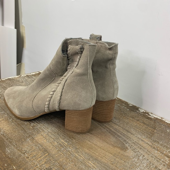 Booties - Picture 3 of 4